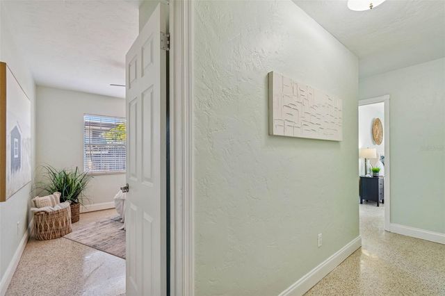 6041 5TH AVENUE N, St Petersburg, FL 33710