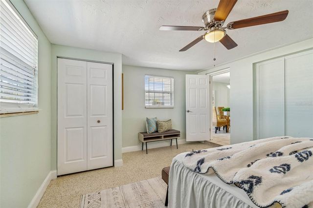 6041 5TH AVENUE N, St Petersburg, FL 33710