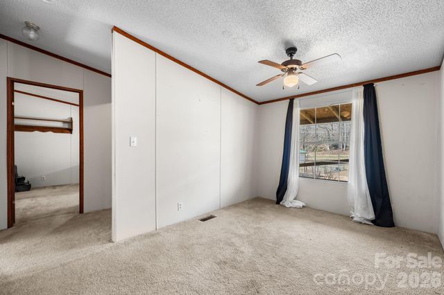 1922 Zacks Fork Road, Lenoir, NC 28645