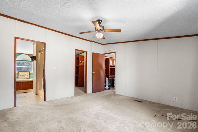 1922 Zacks Fork Road, Lenoir, NC 28645