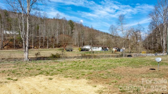 1922 Zacks Fork Road, Lenoir, NC 28645