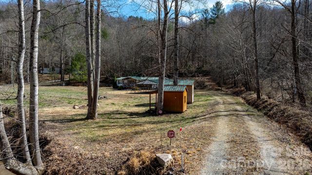 1922 Zacks Fork Road, Lenoir, NC 28645