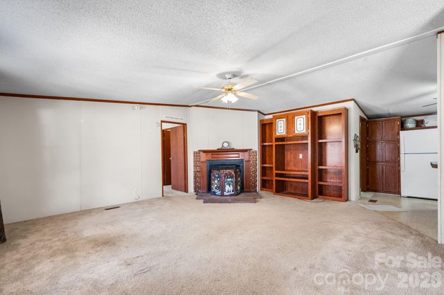 1922 Zacks Fork Road, Lenoir, NC 28645