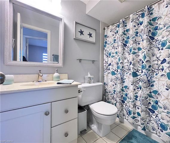 400 Forest Lakes BLVD 310, Naples, FL 34105
