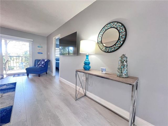 400 Forest Lakes BLVD 310, Naples, FL 34105