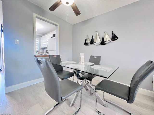 400 Forest Lakes BLVD 310, Naples, FL 34105