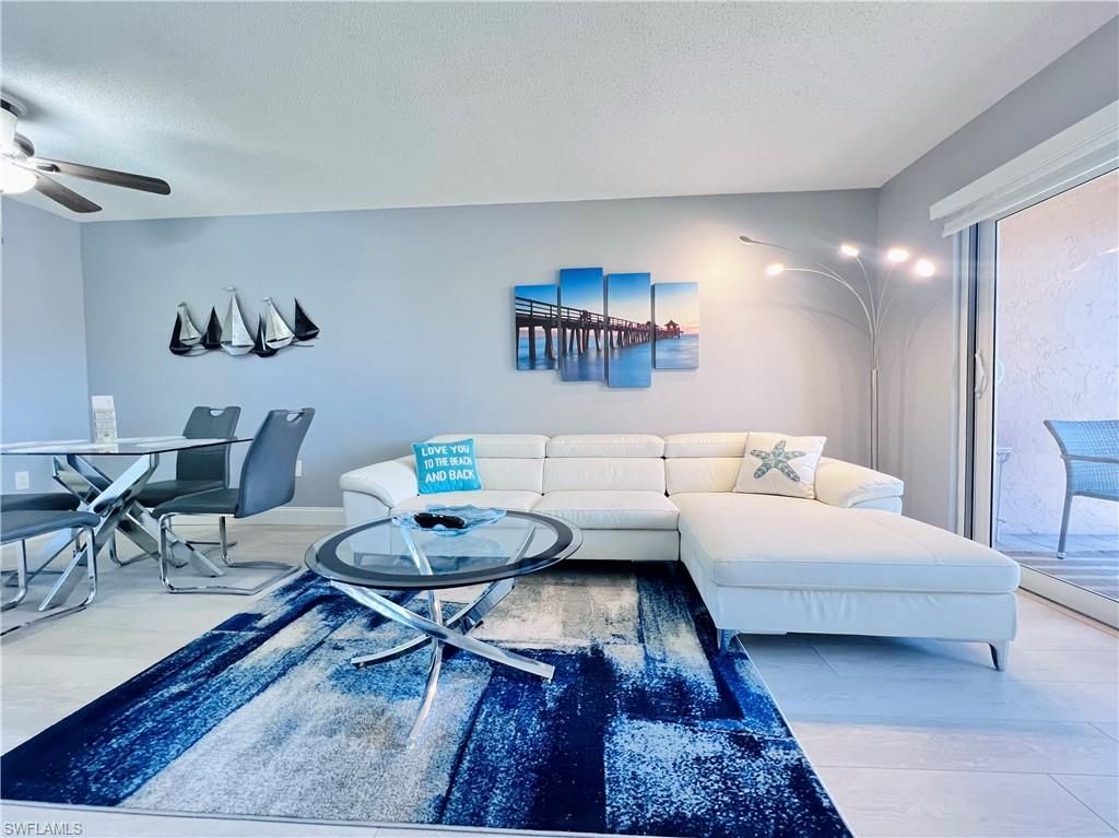 400 Forest Lakes BLVD 310, Naples, FL 34105