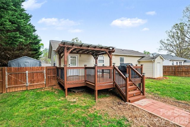 2519 Saluda Drive, Gastonia, NC 28054