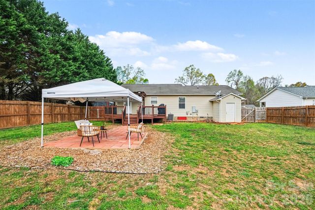 2519 Saluda Drive, Gastonia, NC 28054