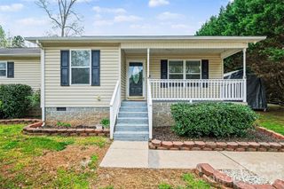 2519 Saluda Drive, Gastonia, NC 28054