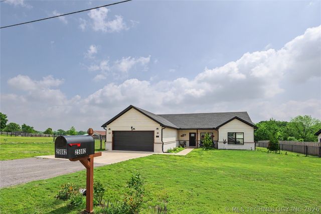 25082 S 519 Road, Park Hill, OK 74451