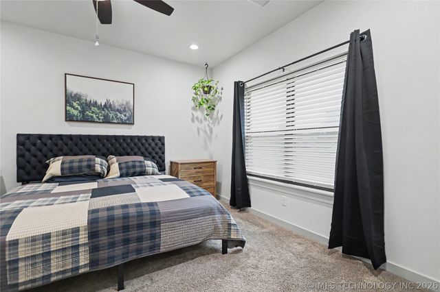25082 S 519 Road, Park Hill, OK 74451