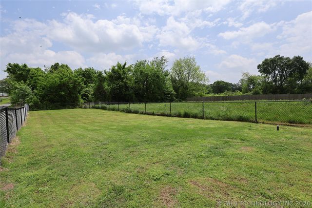 25082 S 519 Road, Park Hill, OK 74451