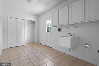836 ANTHONY DR, Mechanicsburg, PA 17050