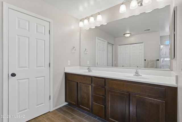 9042 W Grayling Drive, Marana, AZ 85653