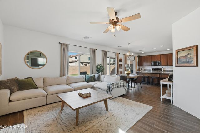 9042 W Grayling Drive, Marana, AZ 85653