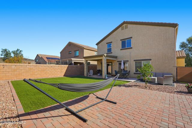 9042 W Grayling Drive, Marana, AZ 85653