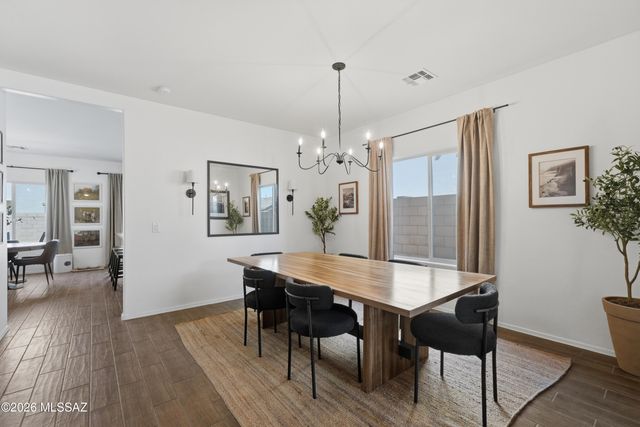 9042 W Grayling Drive, Marana, AZ 85653