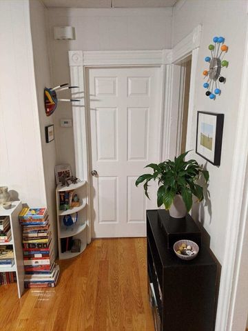 27 Pinckney St 1, Somerville, MA 02145