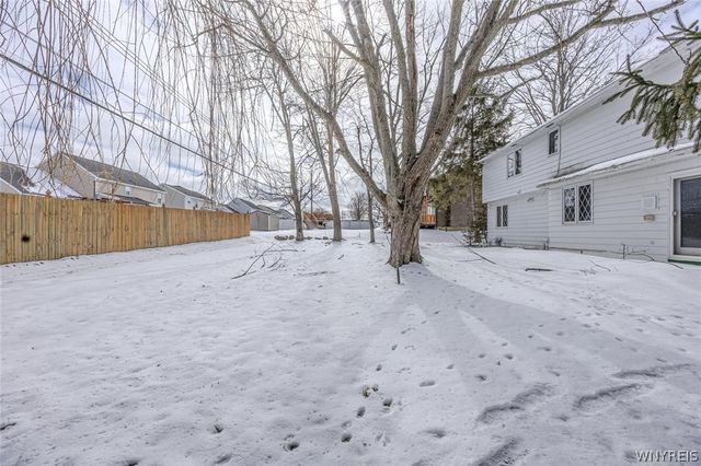 93 Hemlock Drive, West Seneca, NY 14224