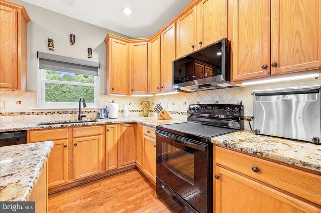 131 SCHOOLVIEW LN, Oxford, PA 19363
