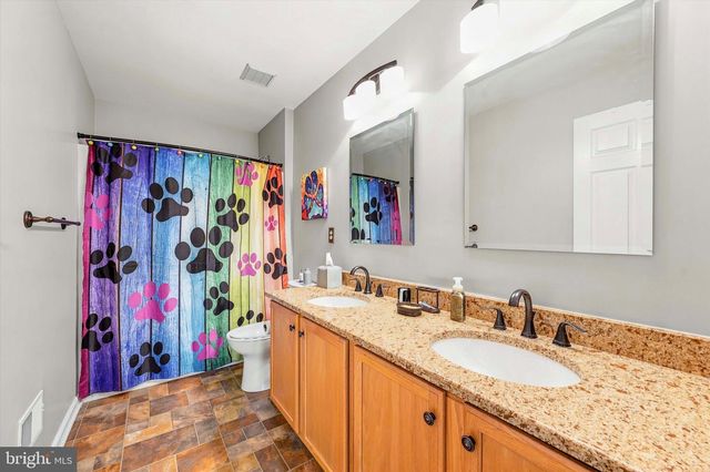 131 SCHOOLVIEW LN, Oxford, PA 19363