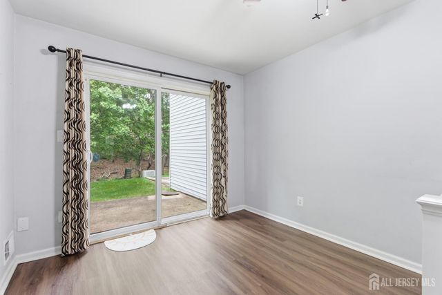 2804 Cricket Circle, Edison, NJ 08820
