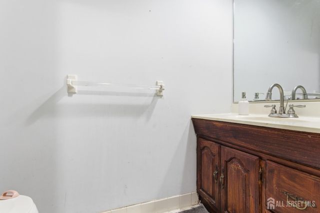 2804 Cricket Circle, Edison, NJ 08820