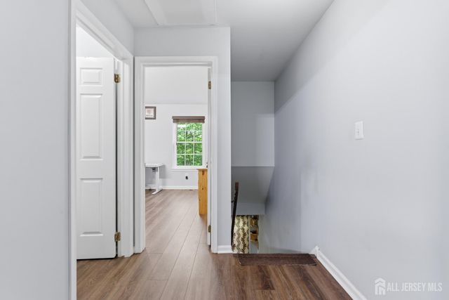 2804 Cricket Circle, Edison, NJ 08820
