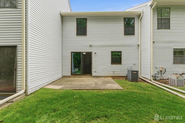 2804 Cricket Circle, Edison, NJ 08820