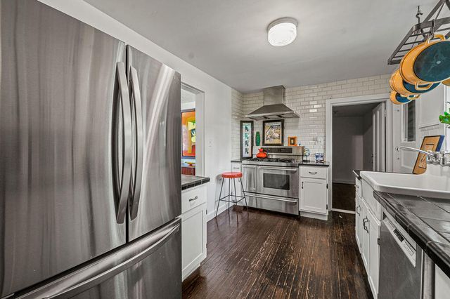 1060 Jackson Road, Park Hills, KY 41011