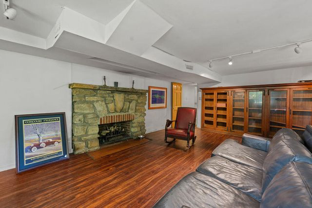 1060 Jackson Road, Park Hills, KY 41011