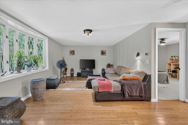 37 BROADWAY ROAD, Belle Mead, NJ 08502