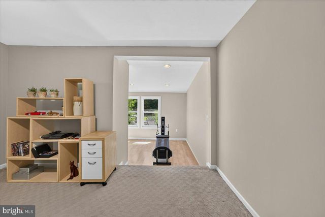 37 BROADWAY ROAD, Belle Mead, NJ 08502