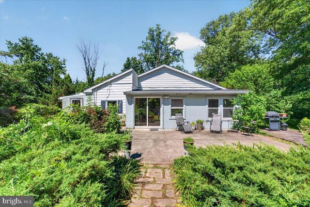 37 BROADWAY ROAD, Belle Mead, NJ 08502