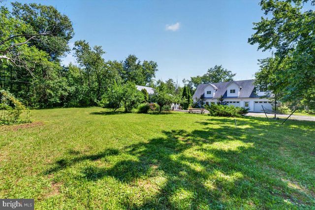 37 BROADWAY ROAD, Belle Mead, NJ 08502