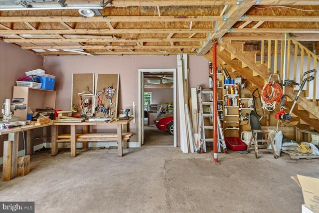 37 BROADWAY ROAD, Belle Mead, NJ 08502