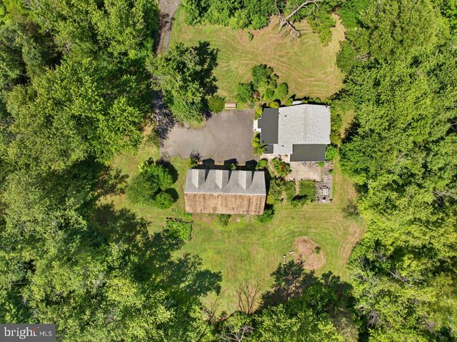 37 BROADWAY ROAD, Belle Mead, NJ 08502