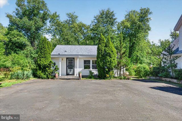 37 BROADWAY ROAD, Belle Mead, NJ 08502