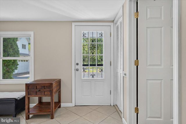 37 BROADWAY ROAD, Belle Mead, NJ 08502