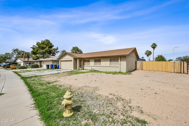 11102 W Turney Avenue, Phoenix, AZ 85037