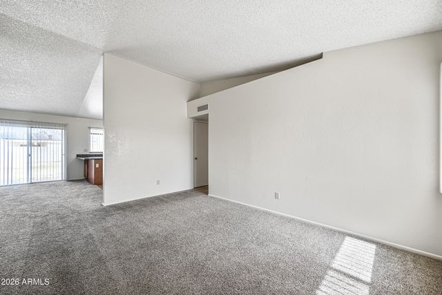 11102 W Turney Avenue, Phoenix, AZ 85037