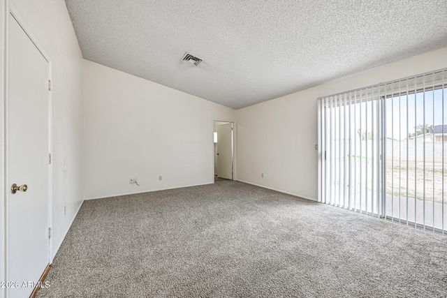 11102 W Turney Avenue, Phoenix, AZ 85037