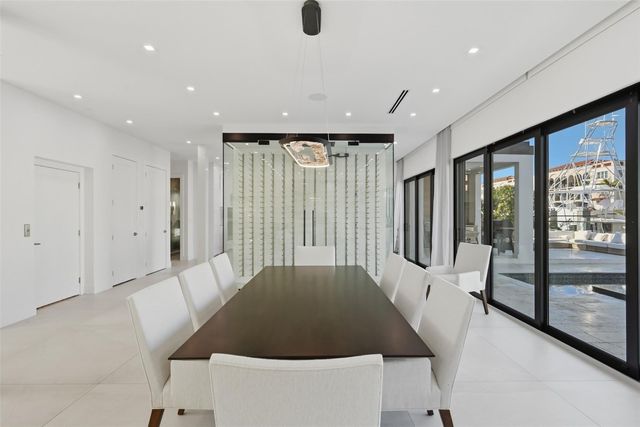 1517 SE 12th Court, Fort Lauderdale, FL 33316