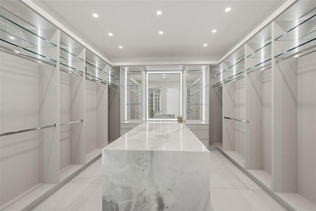 1517 SE 12th Court, Fort Lauderdale, FL 33316