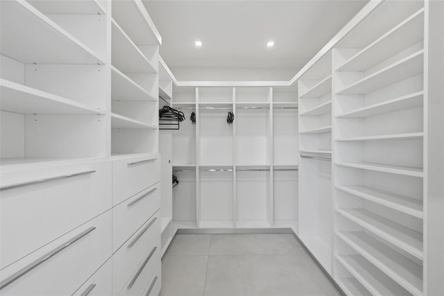 1517 SE 12th Court, Fort Lauderdale, FL 33316