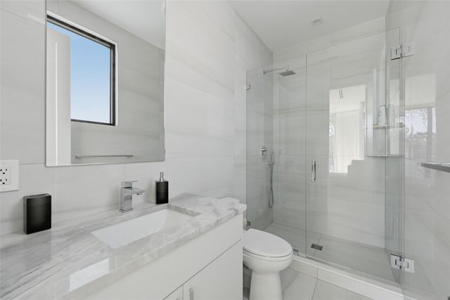 1517 SE 12th Court, Fort Lauderdale, FL 33316