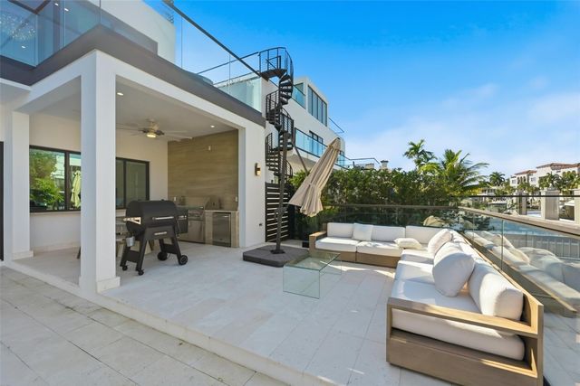 1517 SE 12th Court, Fort Lauderdale, FL 33316