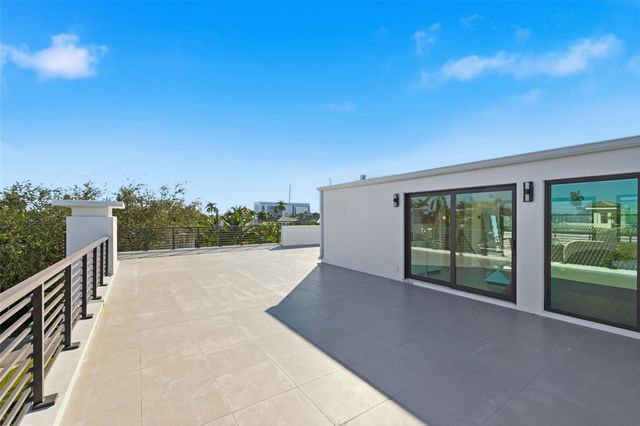 1517 SE 12th Court, Fort Lauderdale, FL 33316