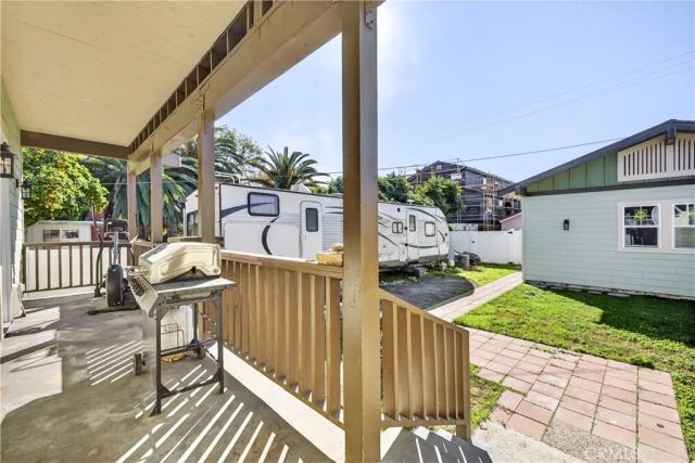 10901 Chestnut Street, Los Alamitos, CA 90720